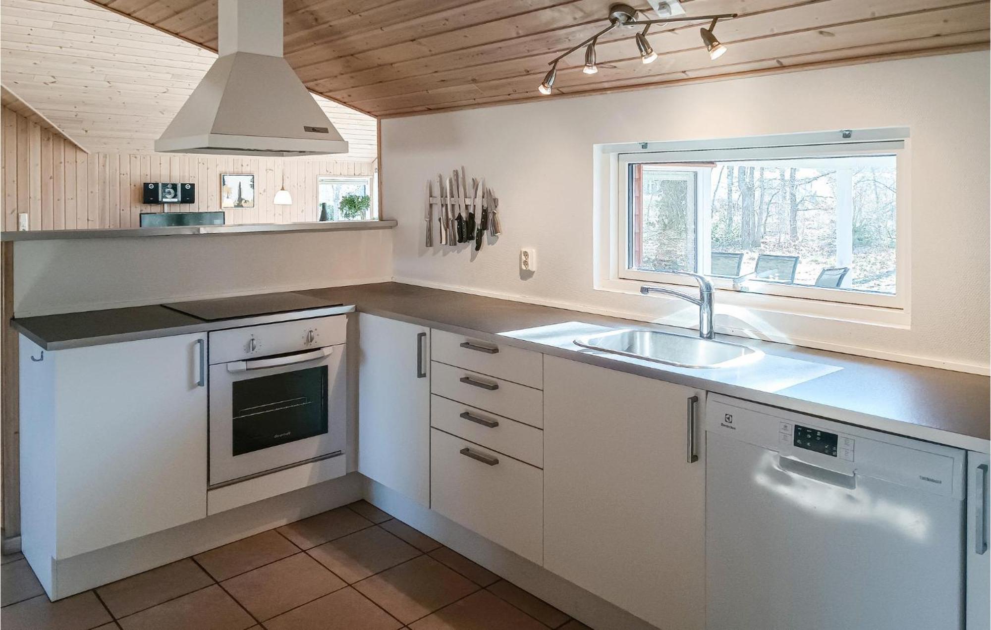 Beautiful Home In Koepingsvik With Kitchen 외부 사진